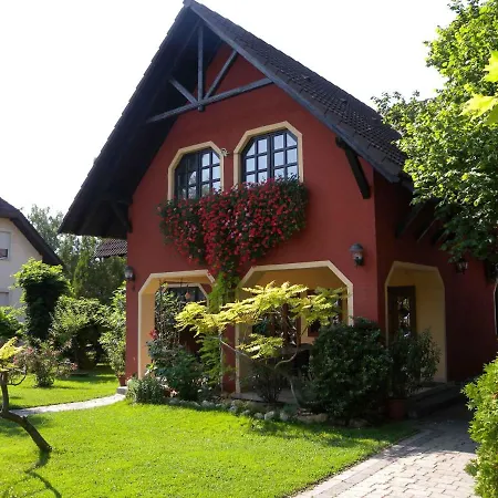 Apartament In Siofok/balaton 19988 *